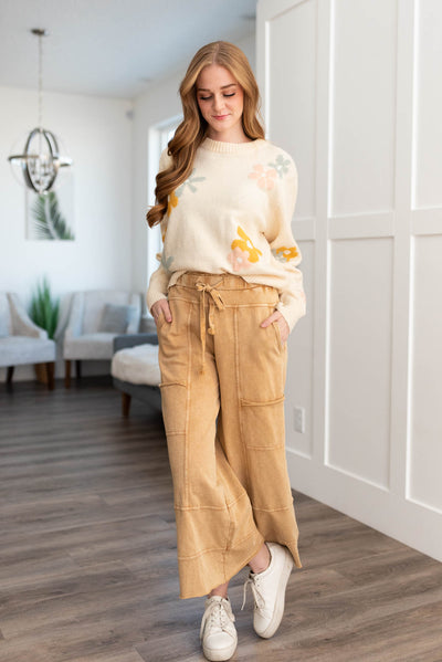 Camel pants with pockets and elastic waist