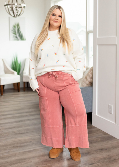 Plus size mauve pants with side pockets