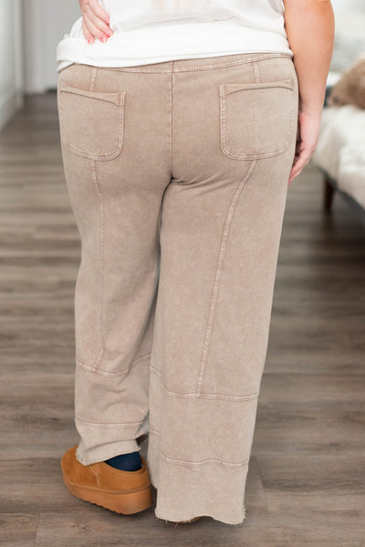 Back view of the plus size mushroom pants