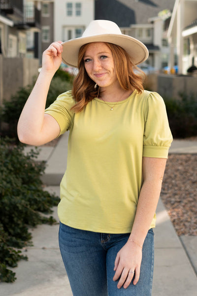 Short sleeve kiwi top with gathered sleeves