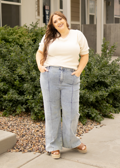 Plus size cream top with short sleeves 