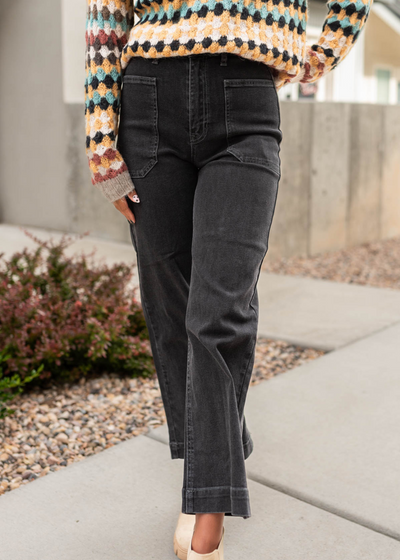 Wide leg black jeans with front stitch pockets