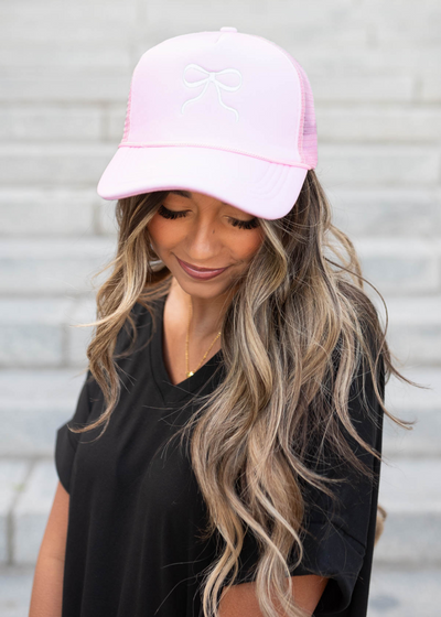 Pink embroidered bow hat