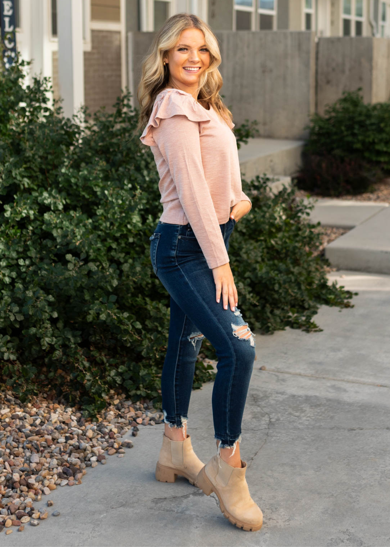 Side view of a mauve top