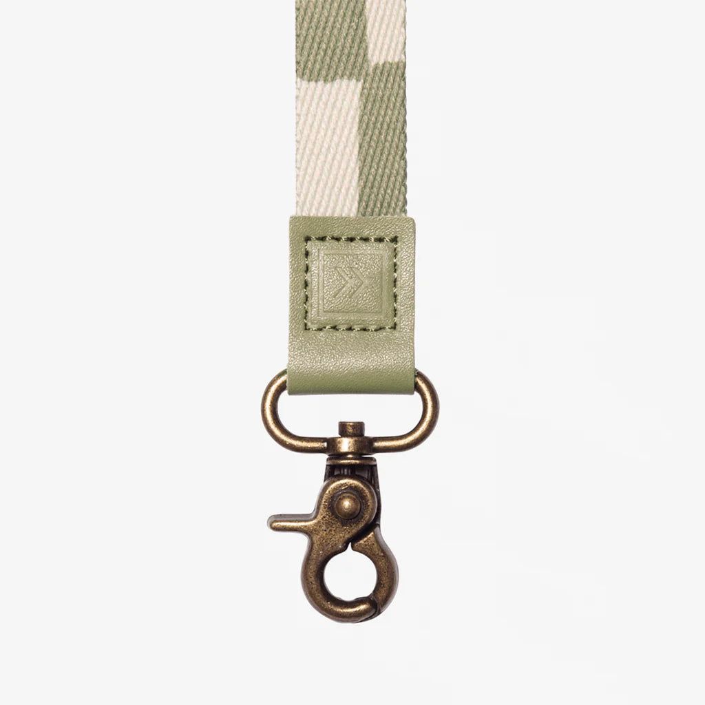 Thread Wallets Scout Wrist Lanyard