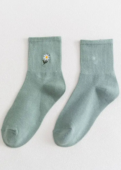 Sage embroidered flower socks
