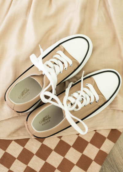 Nude shoes