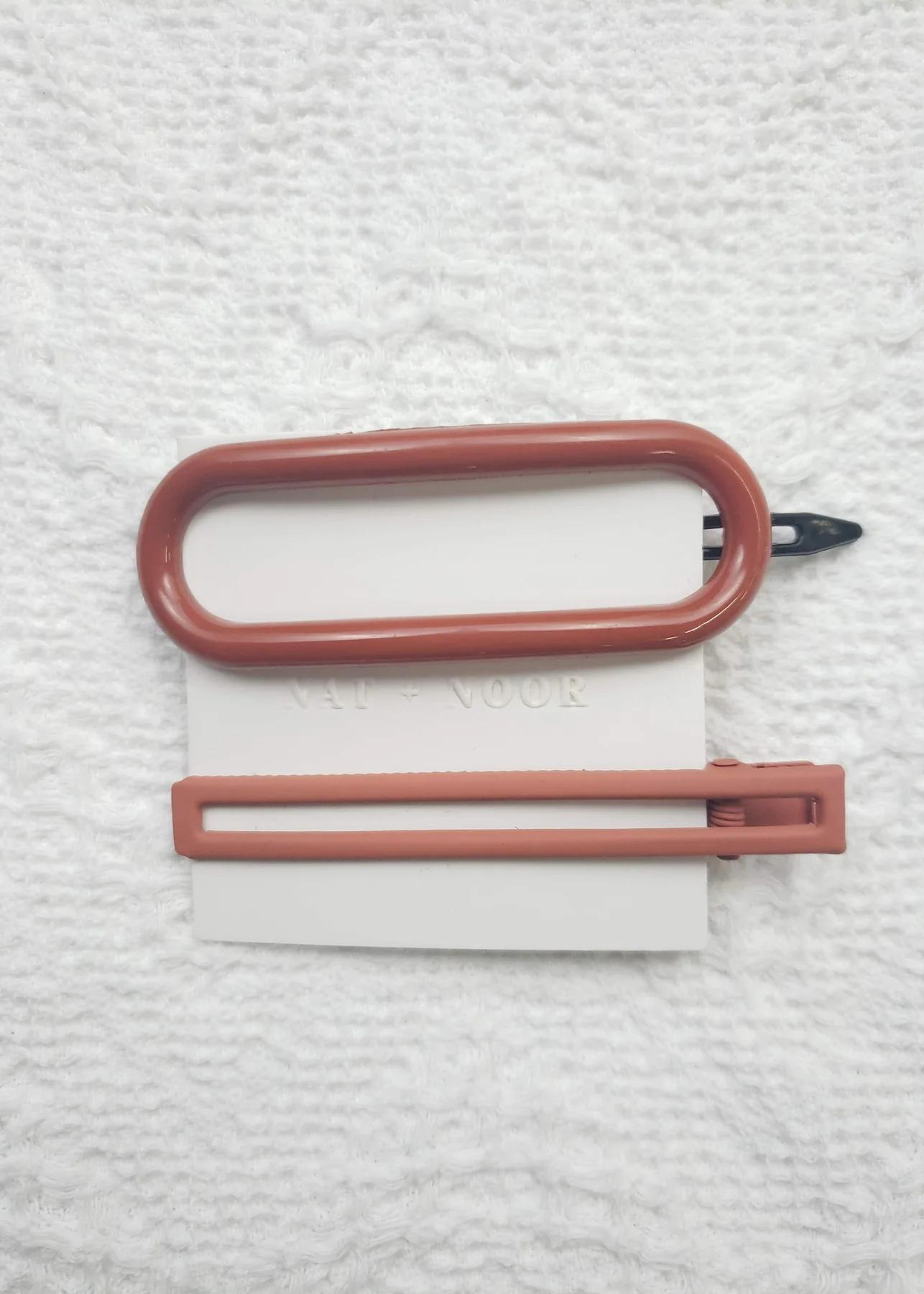 Rust oval barrette clip set