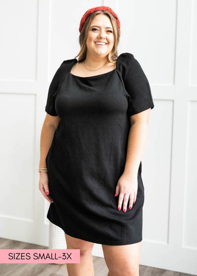 Short sleeve plus size black textured dress