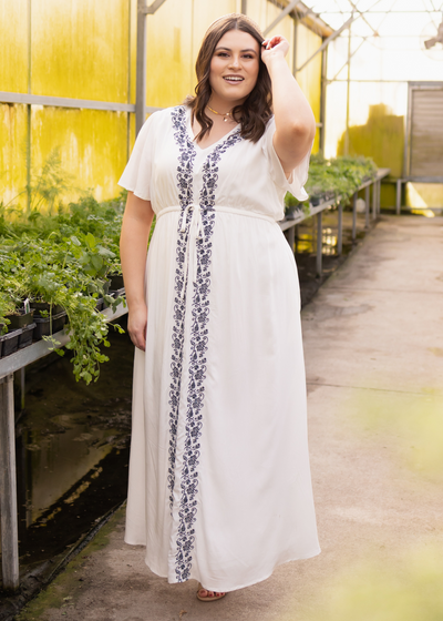 Short sleeve plus size white dress