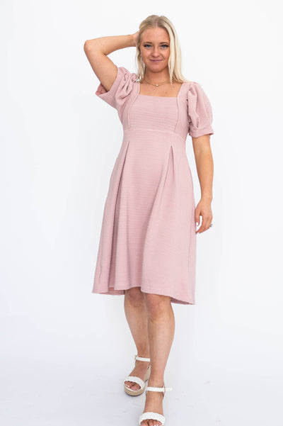 Short sleeve dusty pink dress with square neck