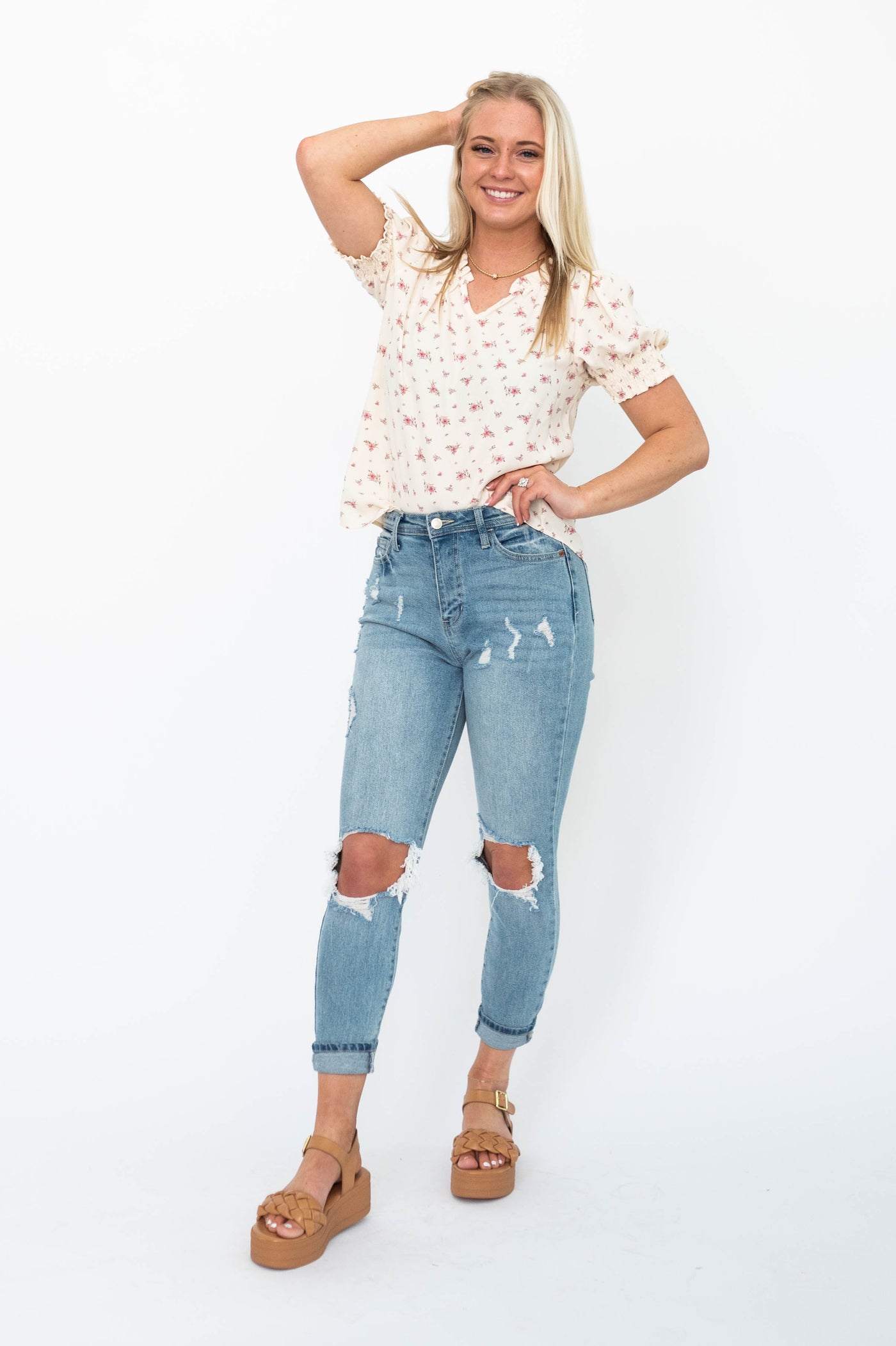 Small cream floral top with short sleeves