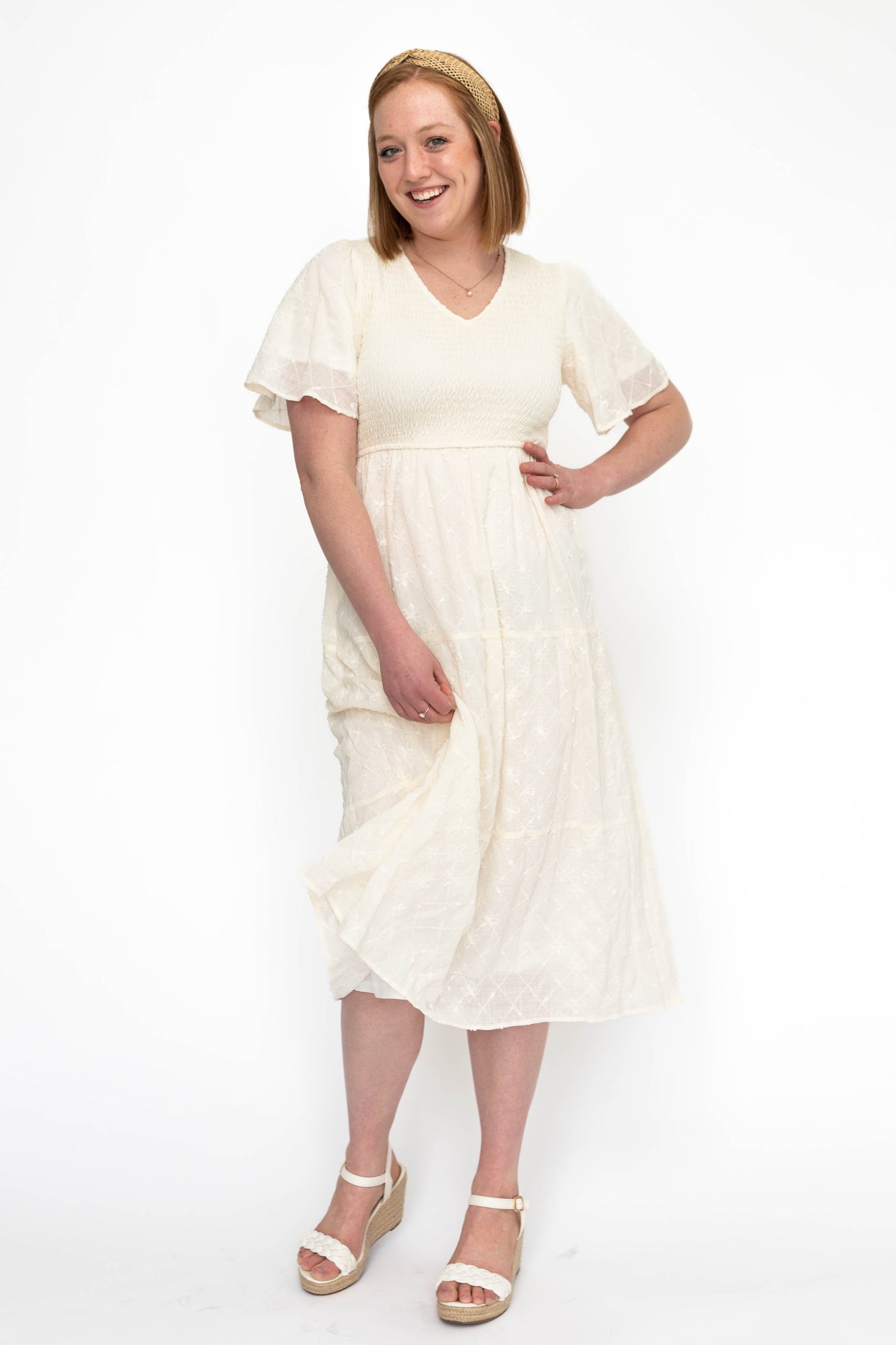 Short sleeve cream dress