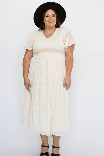 Short sleeve plus size cream dress