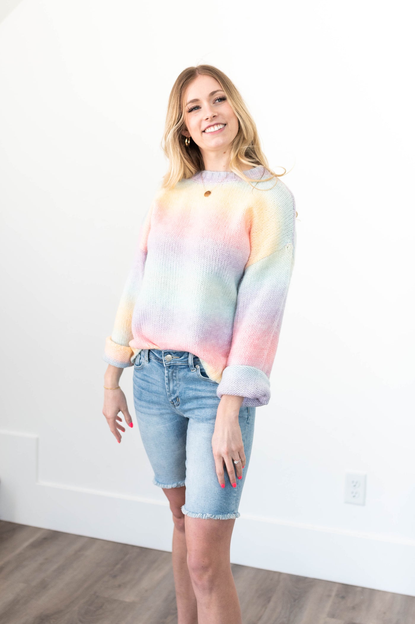 Pastel sweater with long sleeves
