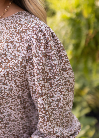 Brown floral top with 3/4 sleeves
