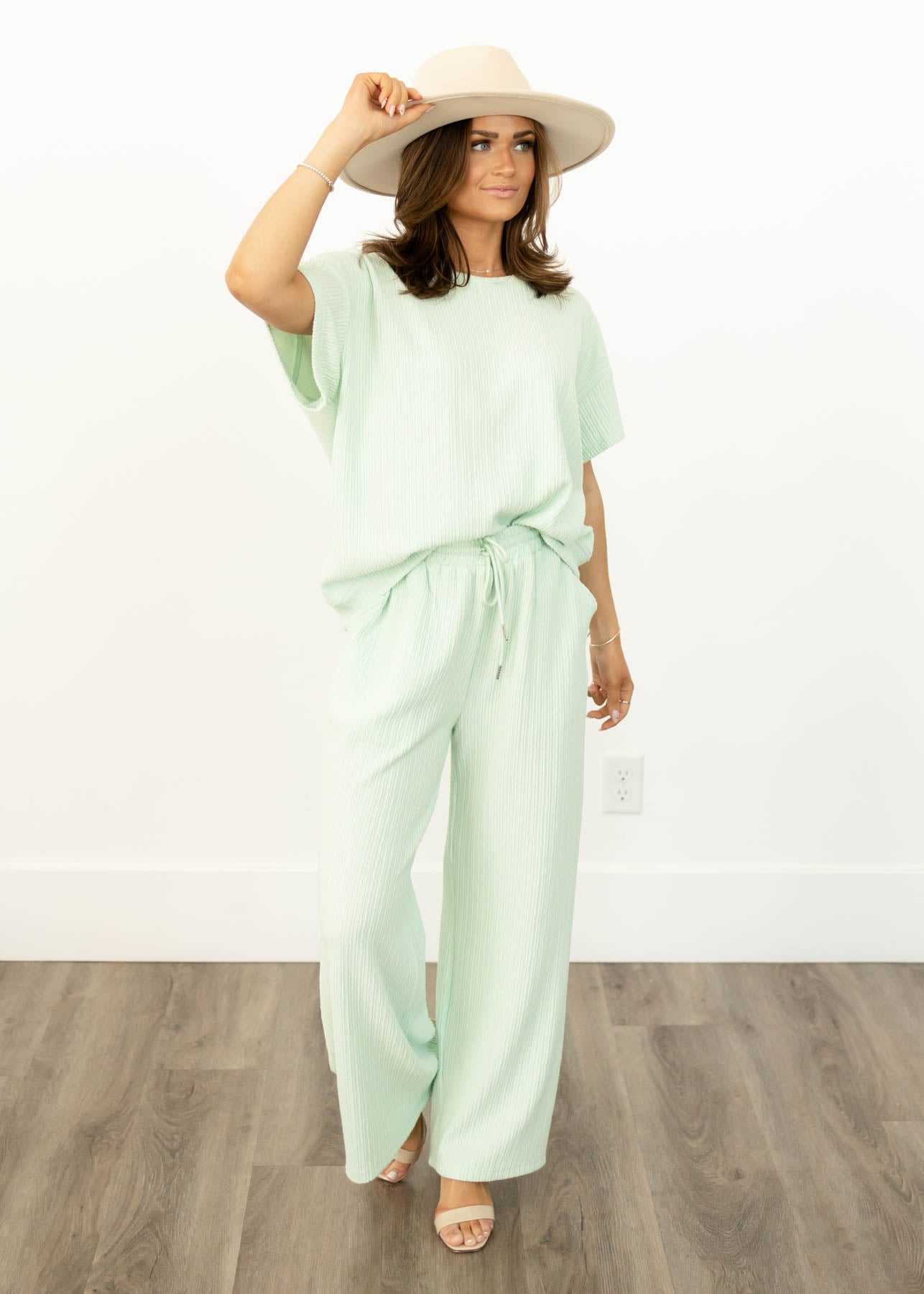 Short sleeve sage top