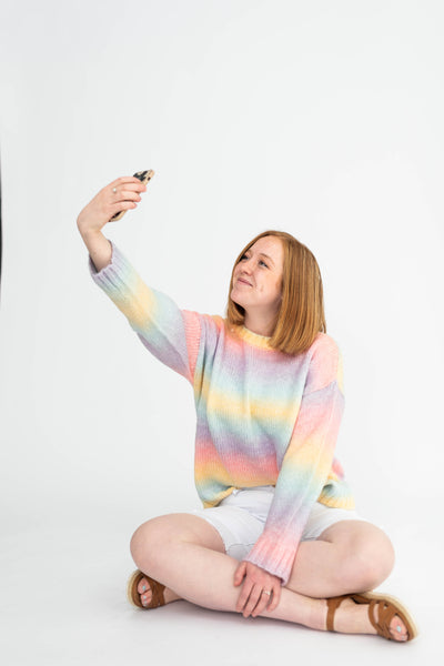 Medium long sleeve pastel sweater