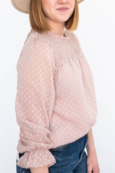 Dusty pink top with 3/4 sleeves