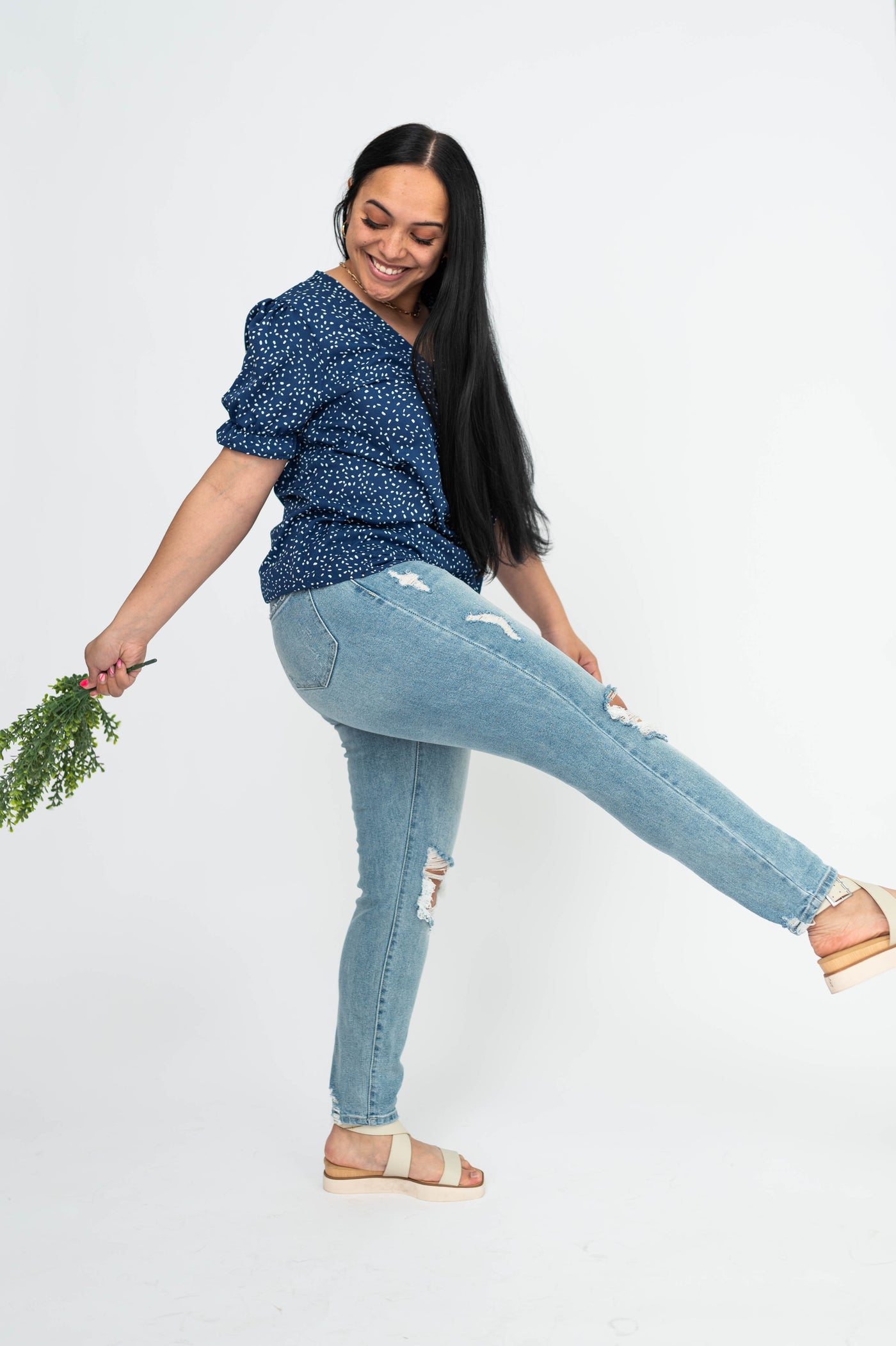 V-neck large navy top with short sleeves