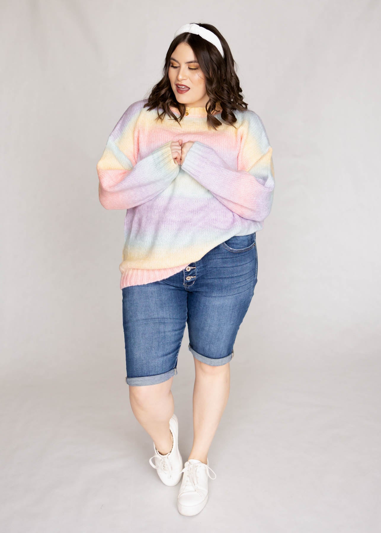 Pastel sweater with long sleeves