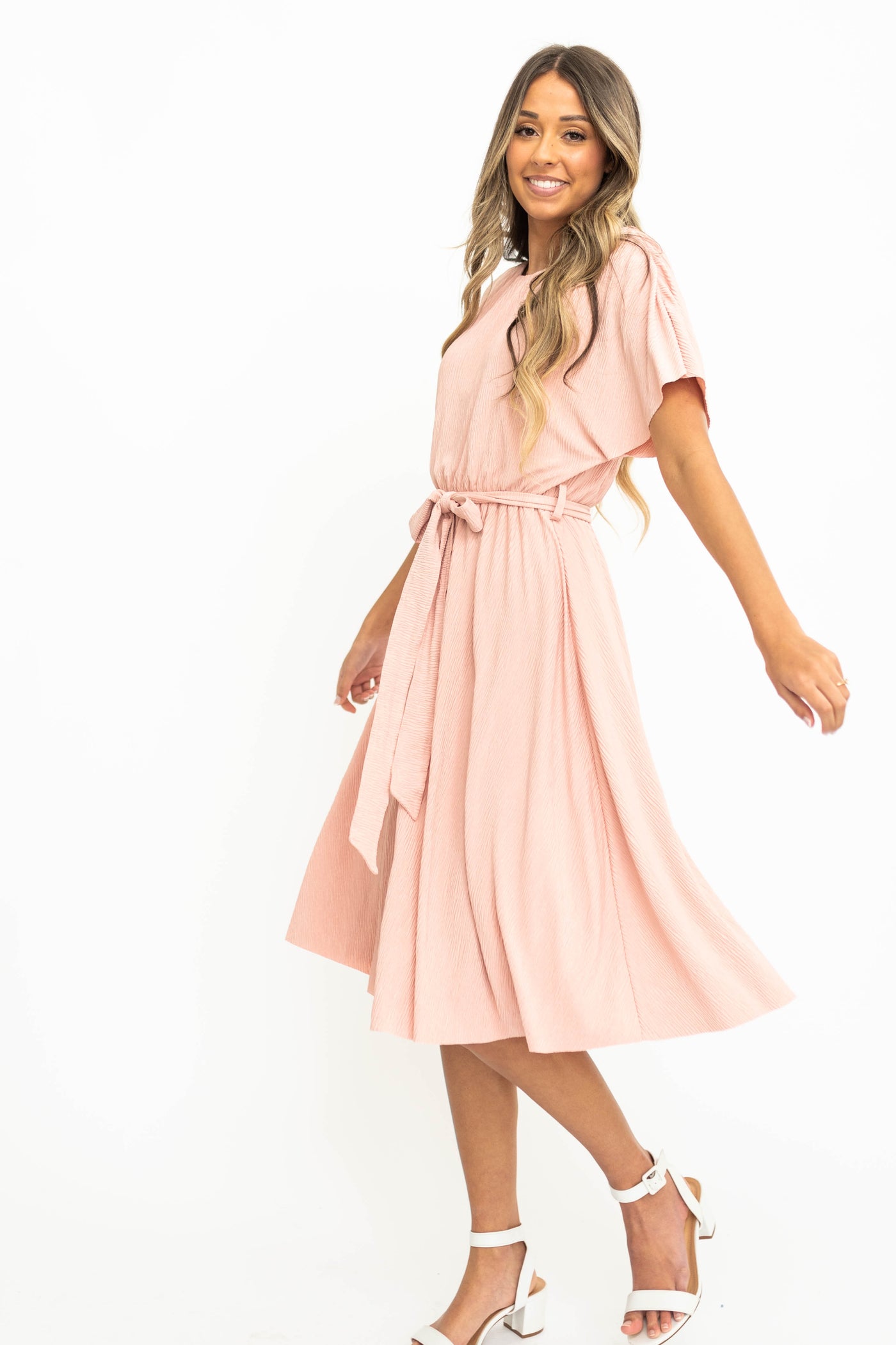 Short sleeve knee length pink dress
