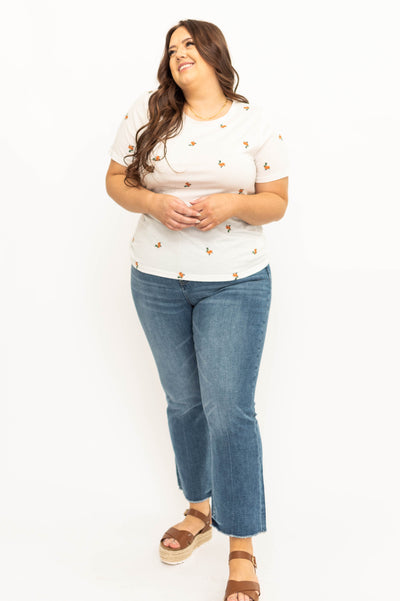 Plus size denim jeans with frayed edge