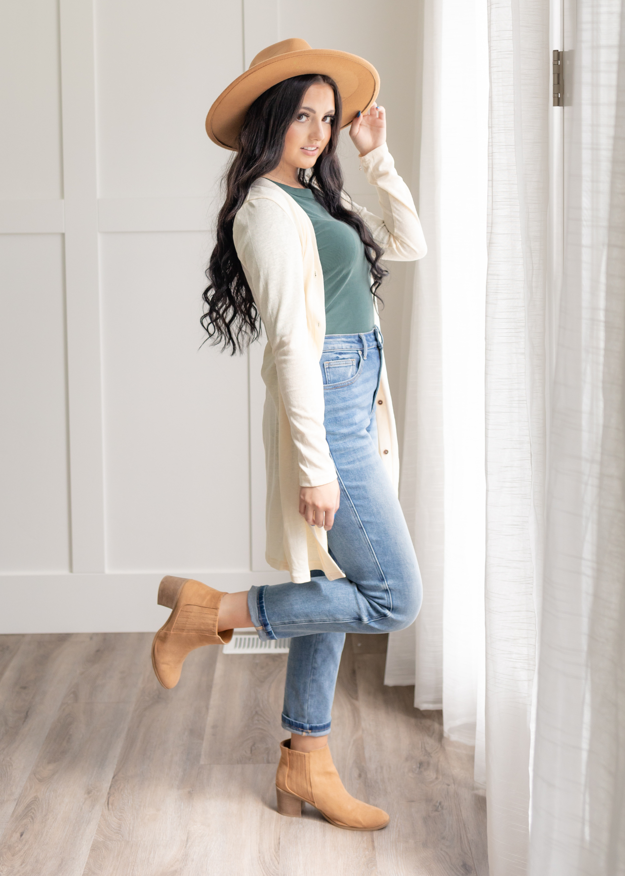 Nita Beige Cardigan