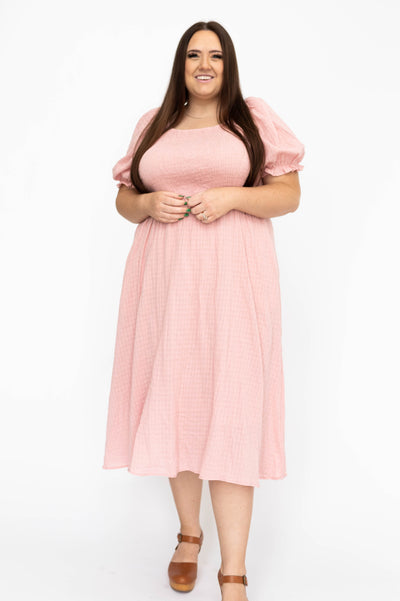 Plus size mauve dress with pockets and short sleeves