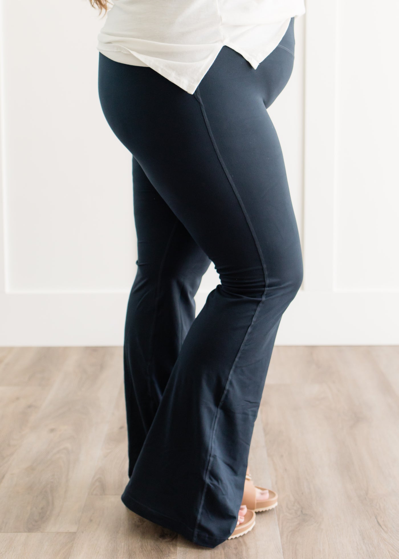 Rory Navy Yoga Pants